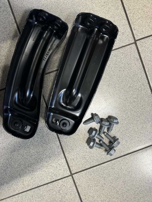 Захист двигуна VAG 3Q0825901B Skoda Octavia A8, A7 Superb VW Passat Go