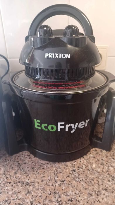 Air fryer usada preta