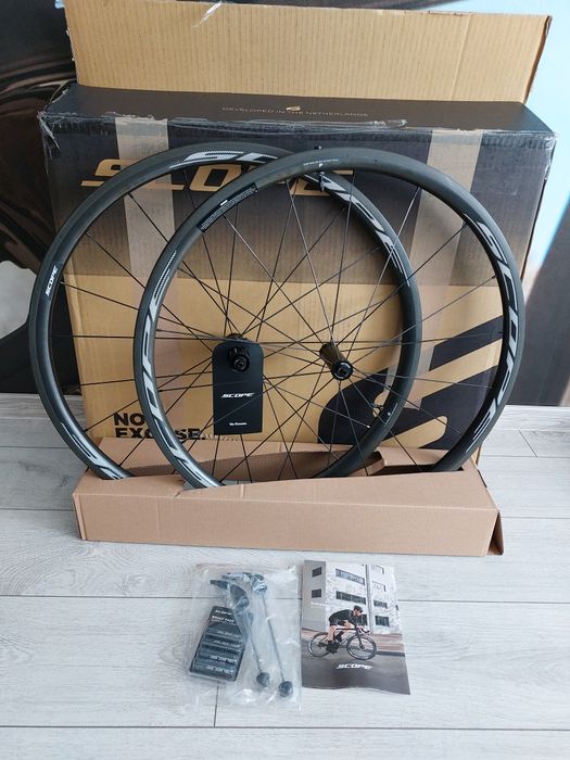 Koła szosowe SCOPE R3.0 Carbon Tubeless Shimano Czarne