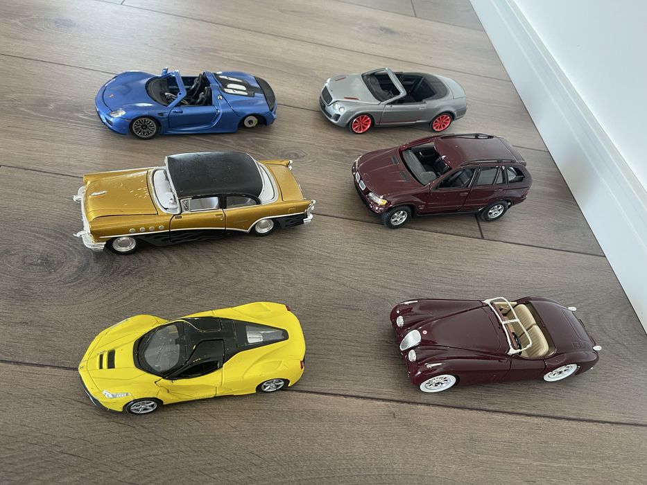 Машинки Колекційні, Kinsmart, Hot Wheels - Хот Вілс та ін.