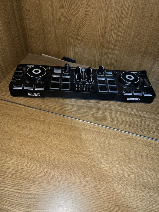 Vendo a minha mesa antiga de DJ