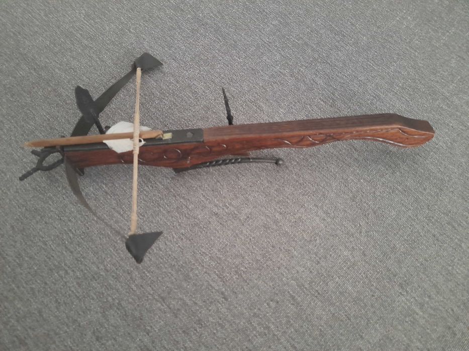 Réplica de besta medieval