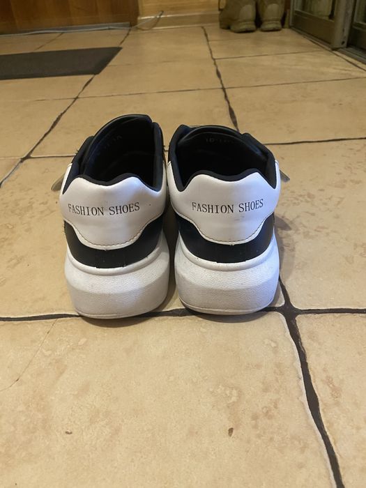 Кросівки на липучках