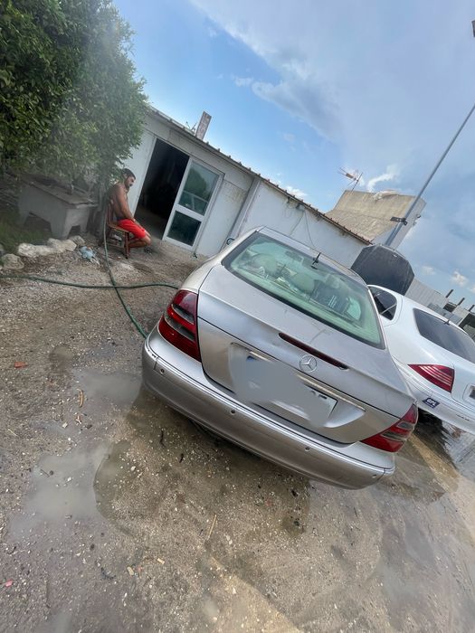 Mercedes e220 elegance 2003