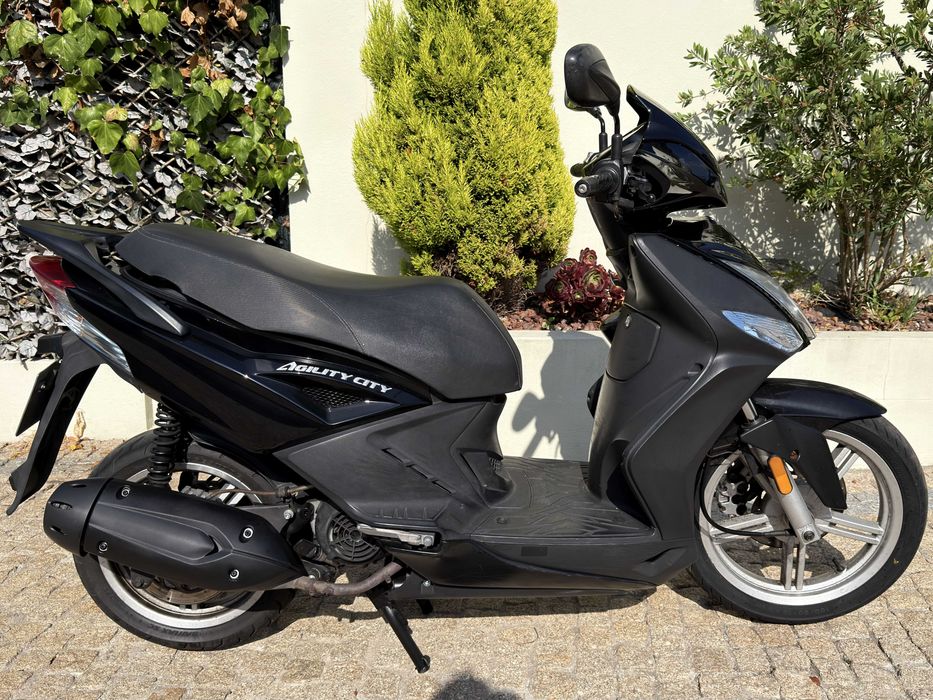 Scooter 125cc - Kymco New Agility City Automática