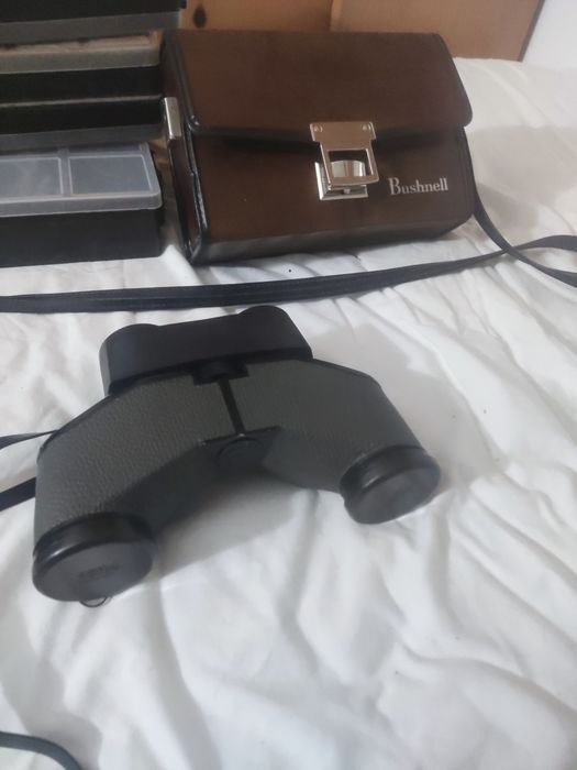 Binóculos Bushnell triple tested Rangemaster
