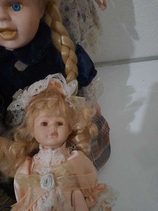 10 Bonecas de Porcelana antigas.