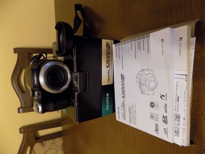 Aparat fotograficzny FUJIFILM FinePix S8000