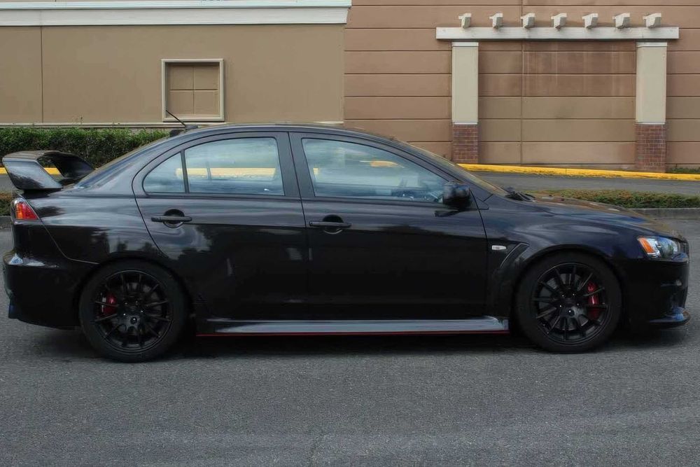 Mitsubishi Lancer Evolution GSR      2014