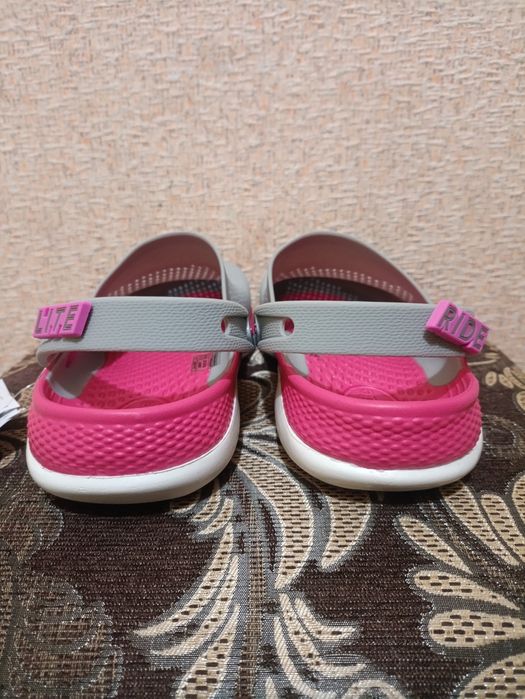 Crocs Крокси жіночі розмір М5W7 (37) М6W8 (38)