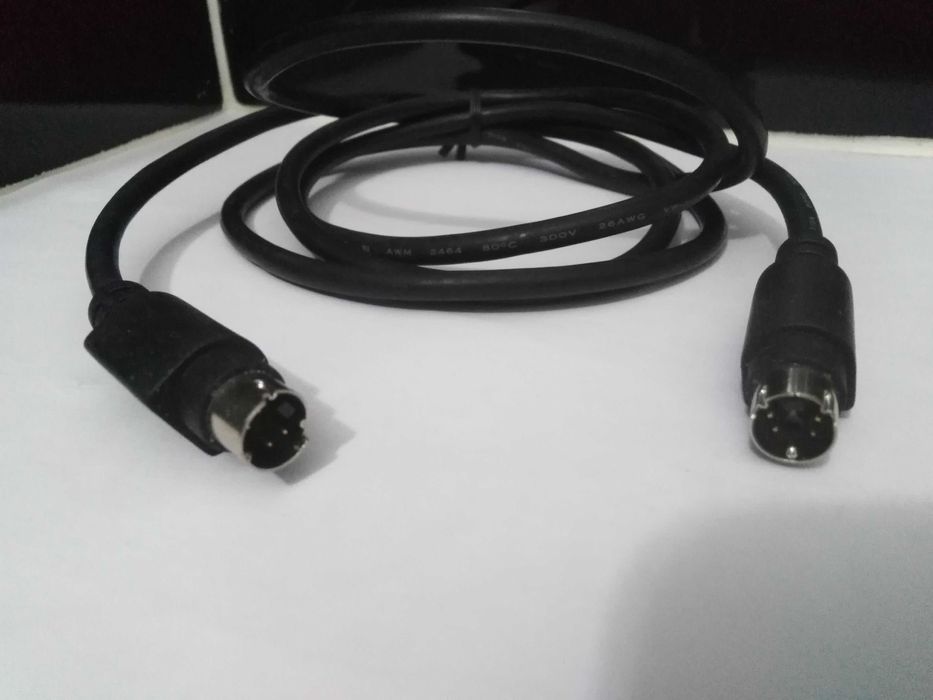 Cabo S-Video Macho para S-Video Macho 4PIN.