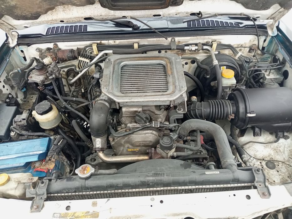 Nissan Navara D22 2,5 дизель 2003 рік Повний привід 4×4 Гарний Пікап