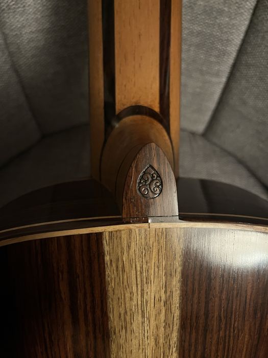 Guitarra clássica sete cordas