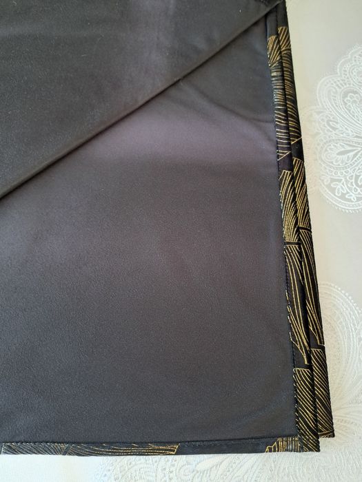 Zaslony czarno zlote mieciutki welur..nowe