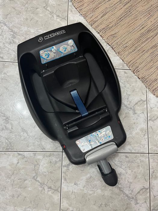 Trio Maxi-Cosi Zelia (ovo, carro de passeio e ISOFIX