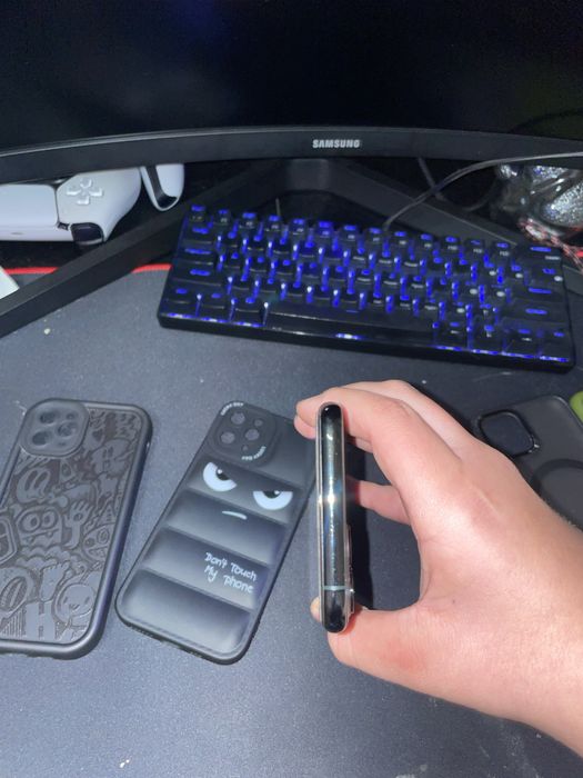 Iphone 11 pro idealny stan 95 kondycji baterii