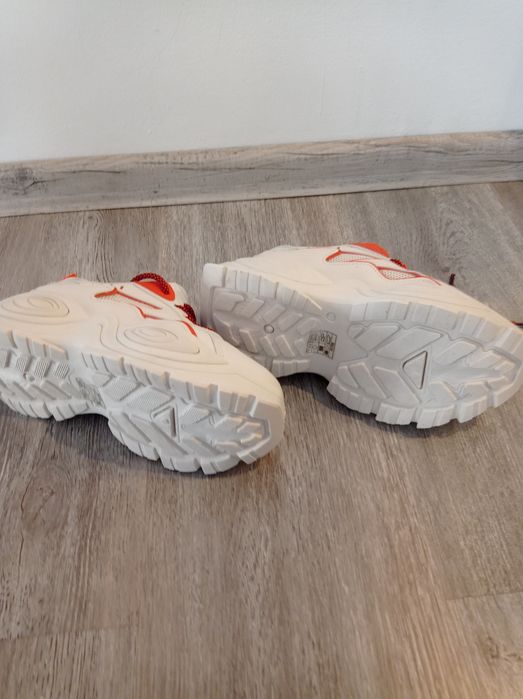 Buty Sneakersy 36 Nowe