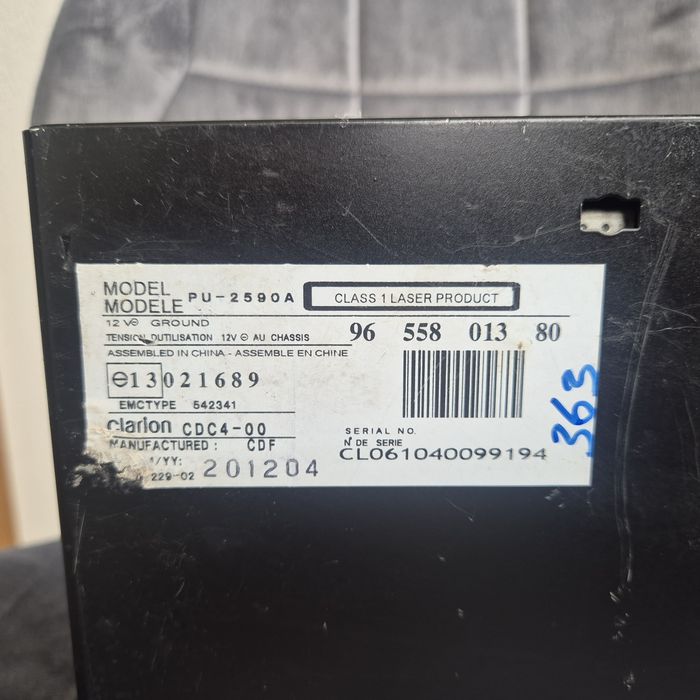 Zmieniarka Clarion pu-2590  z magazynkiem
