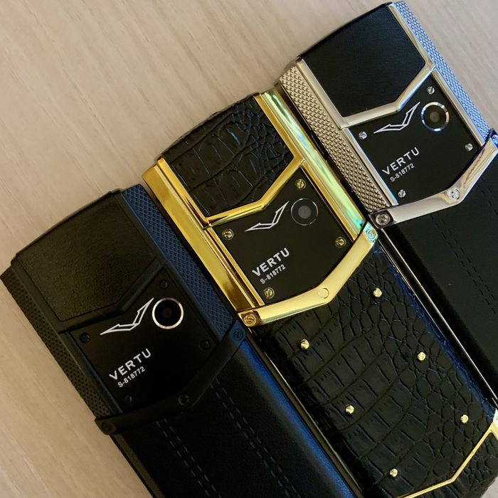 Продам Новий Телефон Vertu Signature S. Акція!
