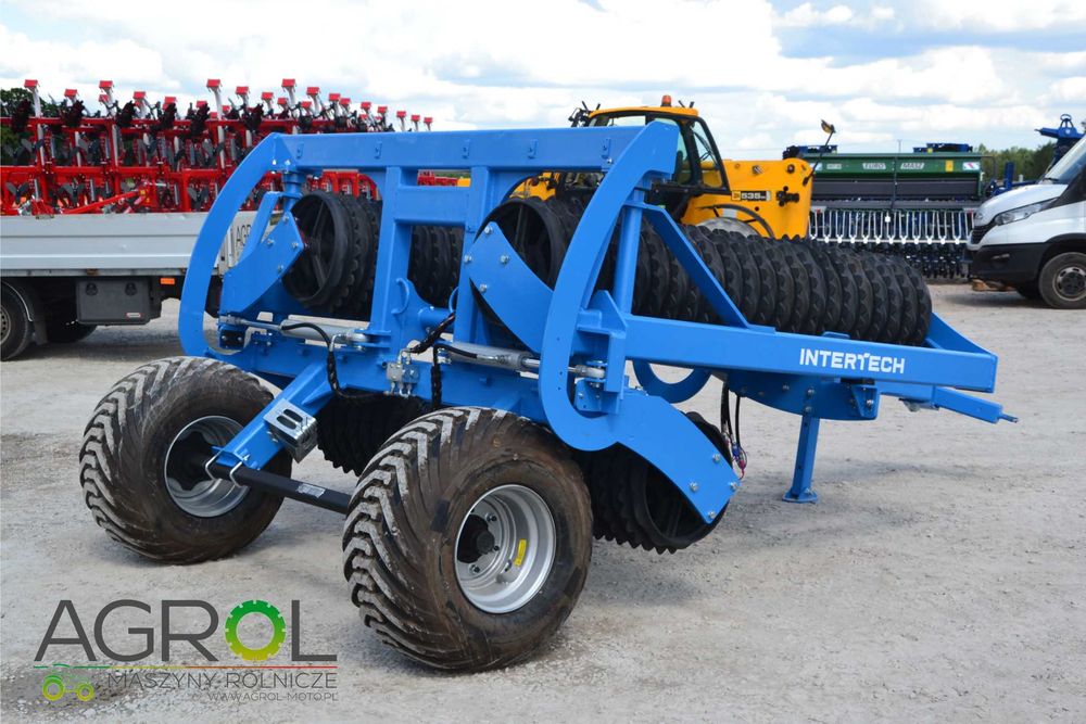 Wał posiewny 6,3m fi 530 Inter-Tech wały na 3 siłowniki ; Włóka ;600mm