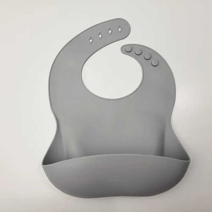 Babete ajustável em silicone