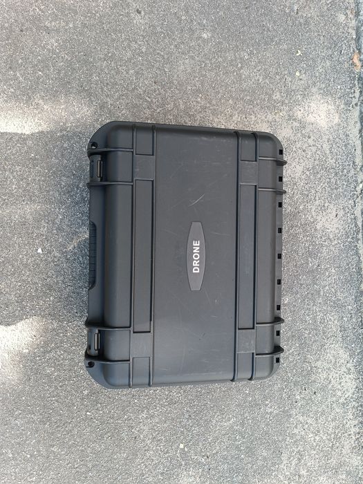 Комплект від Autel Max 4T та 4N - кейс, пульт, зарядки