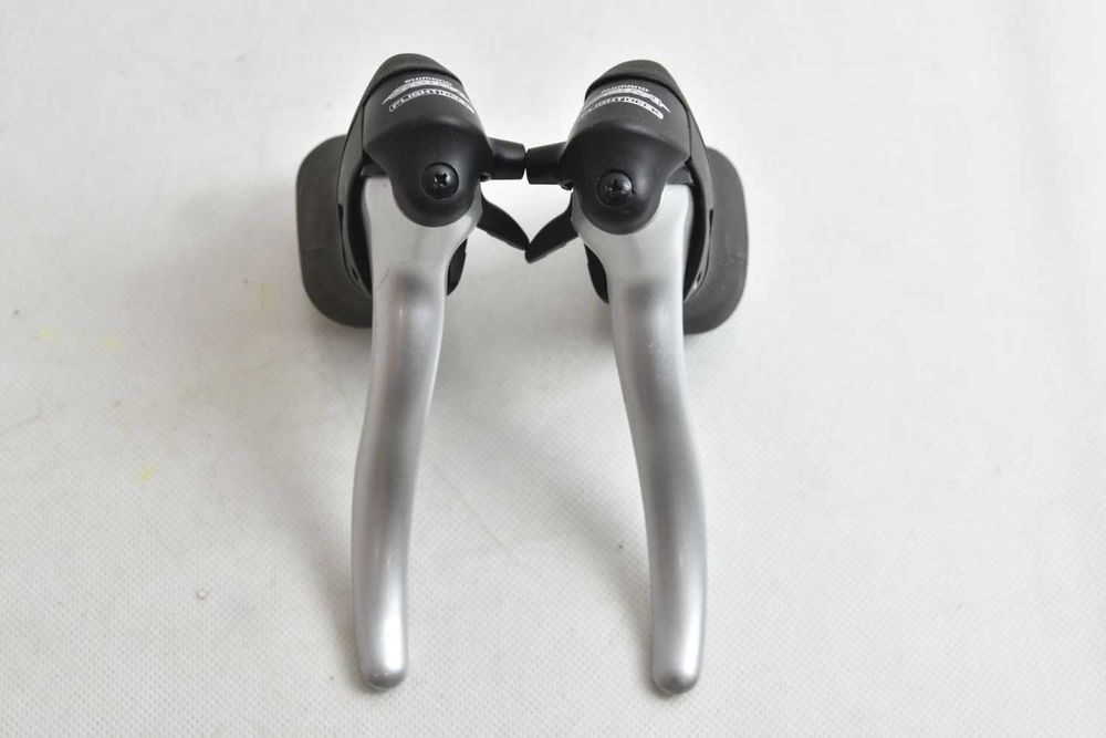 NIEUŻYWANE klamkomanetki SHIMANO SORA st-3300 !  2x8 !