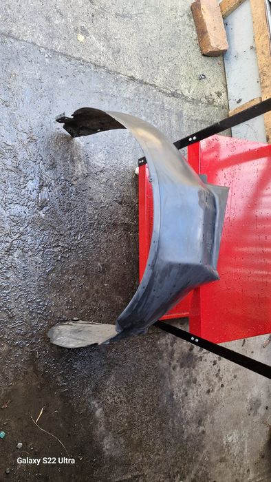 Nadkole Przednie Przód Parwe Audi 80 B4