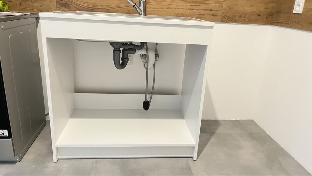 zlew nowy z wyciąganą  sluchawką