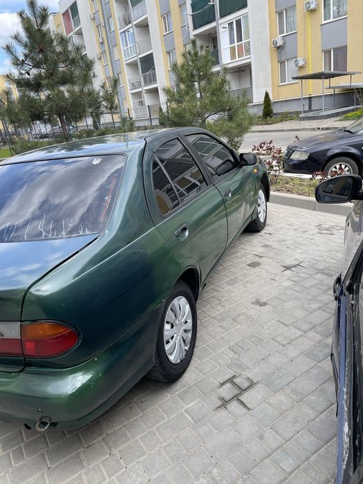 Nissan Almera 1996