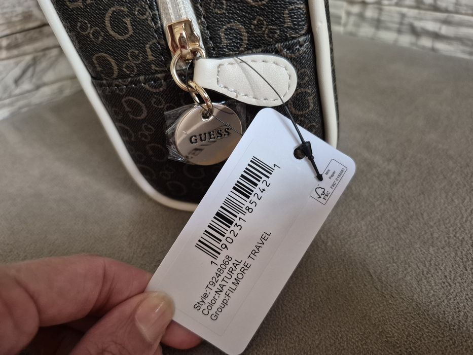 Kosmetyczka Damska Guess