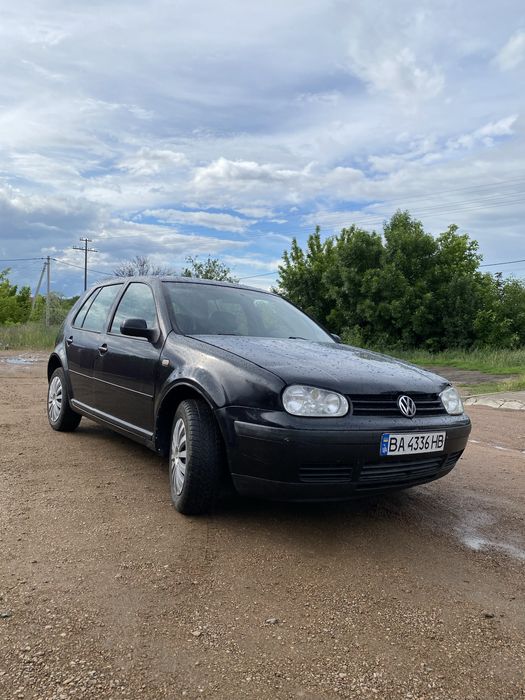 Volkswagen Golf 4 1.6 2000 рік