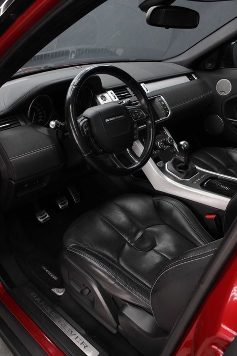 Land Rover Evoque 2.2 TD4 Full Extras DYNAMIC | MERIDIAN | Teto Panorâmico (269€/Mês)