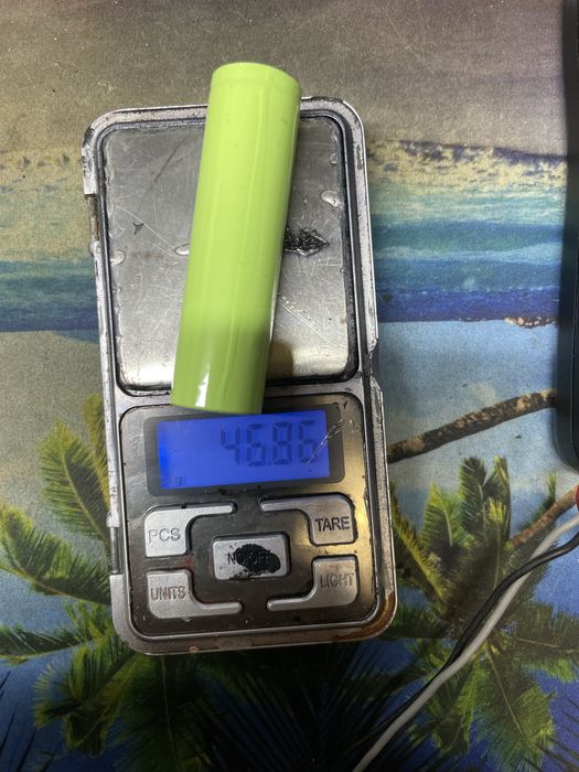 Аккумуляторы 18650 Tesla Li-ion Panasonic 2700-2800 мАч от 35 грн. шт.