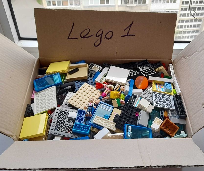 3 конструктора LEGO в 2-х коробках