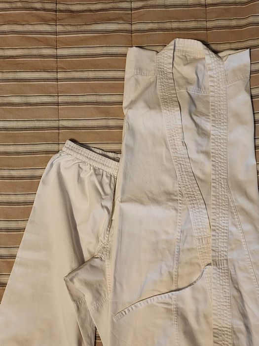 Vendo Kimonos | Adulto | Jovem | Como Novos