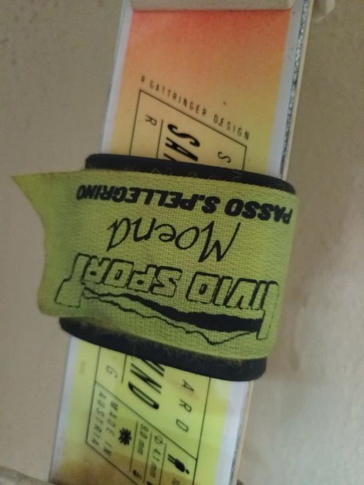 Skis completos, em bom estado