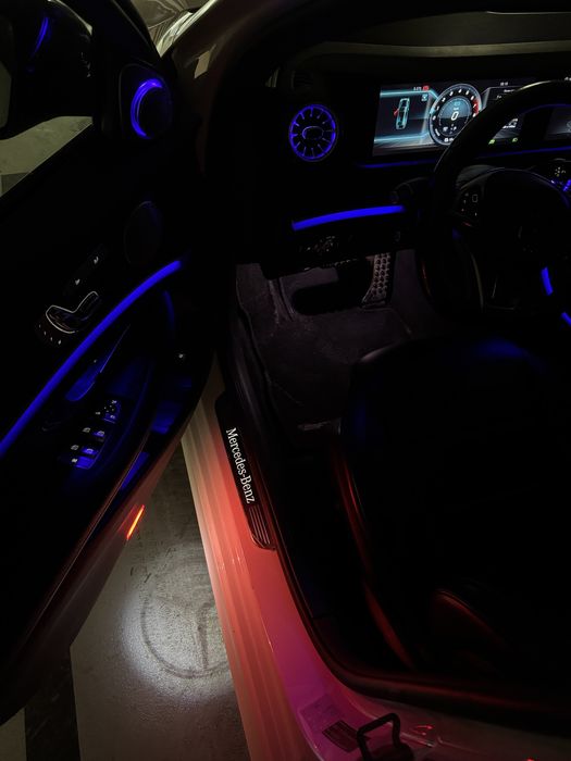 Zadbany Mercedes E350e AMG  | 299 KM | Panorama | Burmester| 9G-Tronic