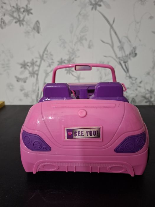 różowy kabriolet, samochód dla lalek Barbie