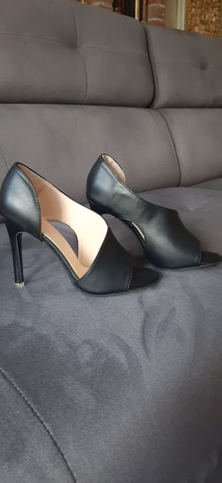 Buty wysoki obcas letnie
