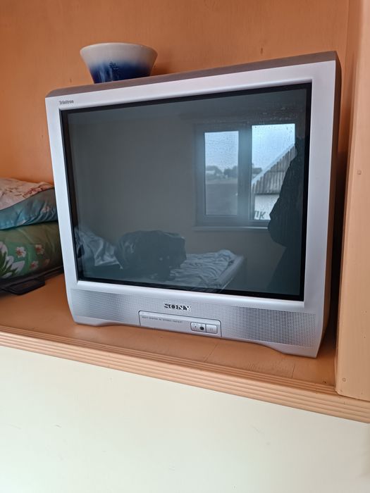 Телевізор sony trinitron