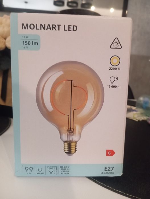 Żarówka żarzącą kula