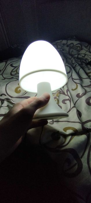 Біла Нічна лампочка