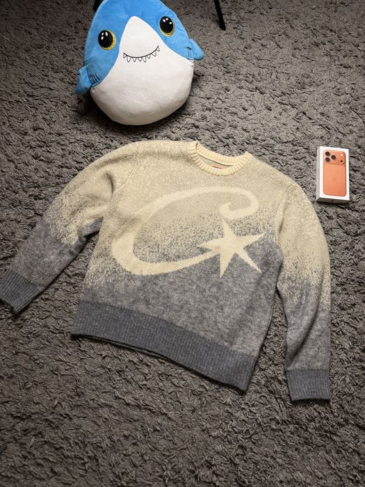 Світер Corteiz.