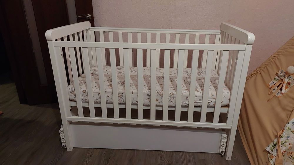 Ліжко дитяче Верес з маятником