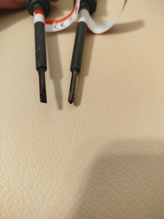 Zestaw próbników elektrycznych (2 szt.) – faza, ciągłość, magnes