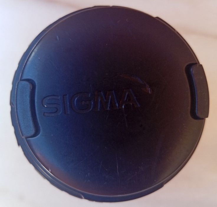 Objetiva para máquina fotográfica da marca Sigma