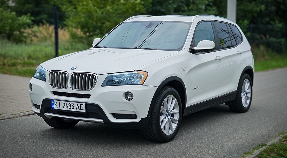 BMW X3 XDrive28i F25 2013р.в. Гарна комплектація та стан.