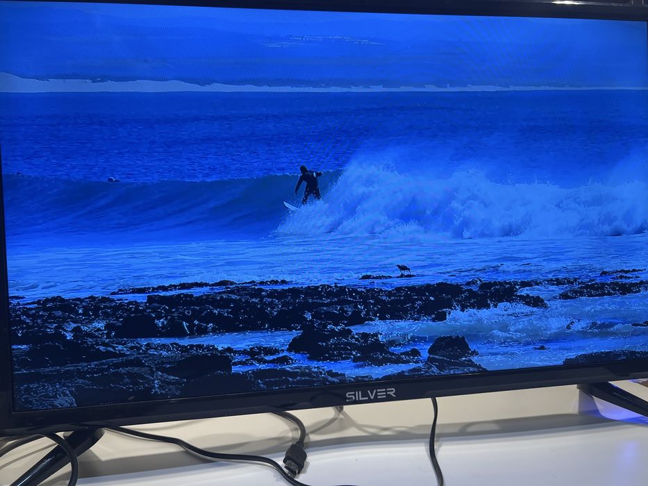 TV Silver 32p HD