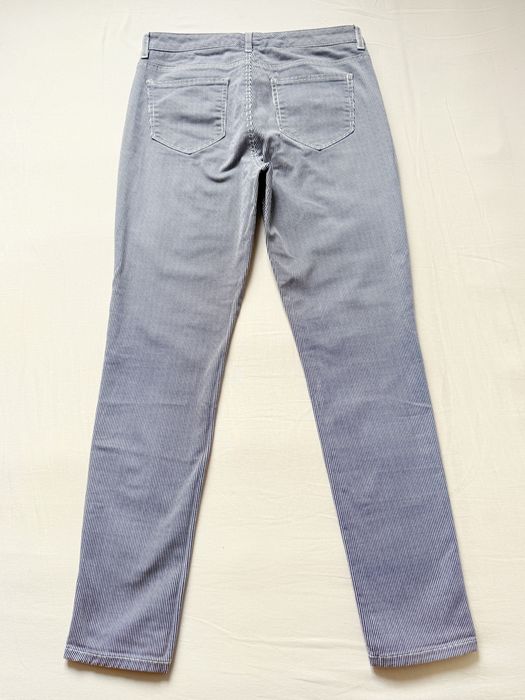 Spodnie Esprit skinny paski niebieskie białe marynarskie jeans
